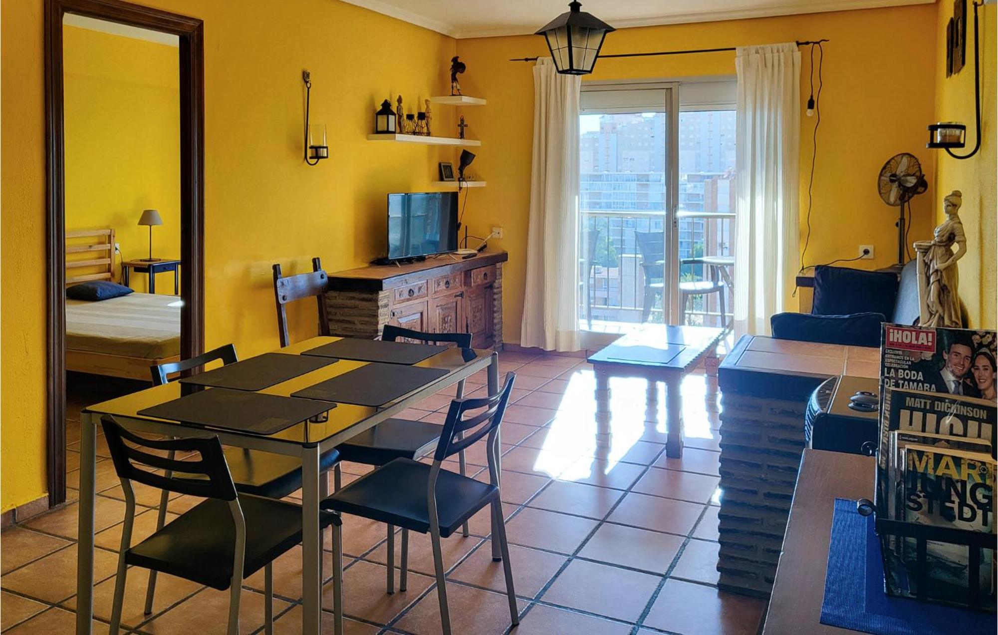 2 Bedroom Cozy Apartment In El Campello Ngoại thất bức ảnh