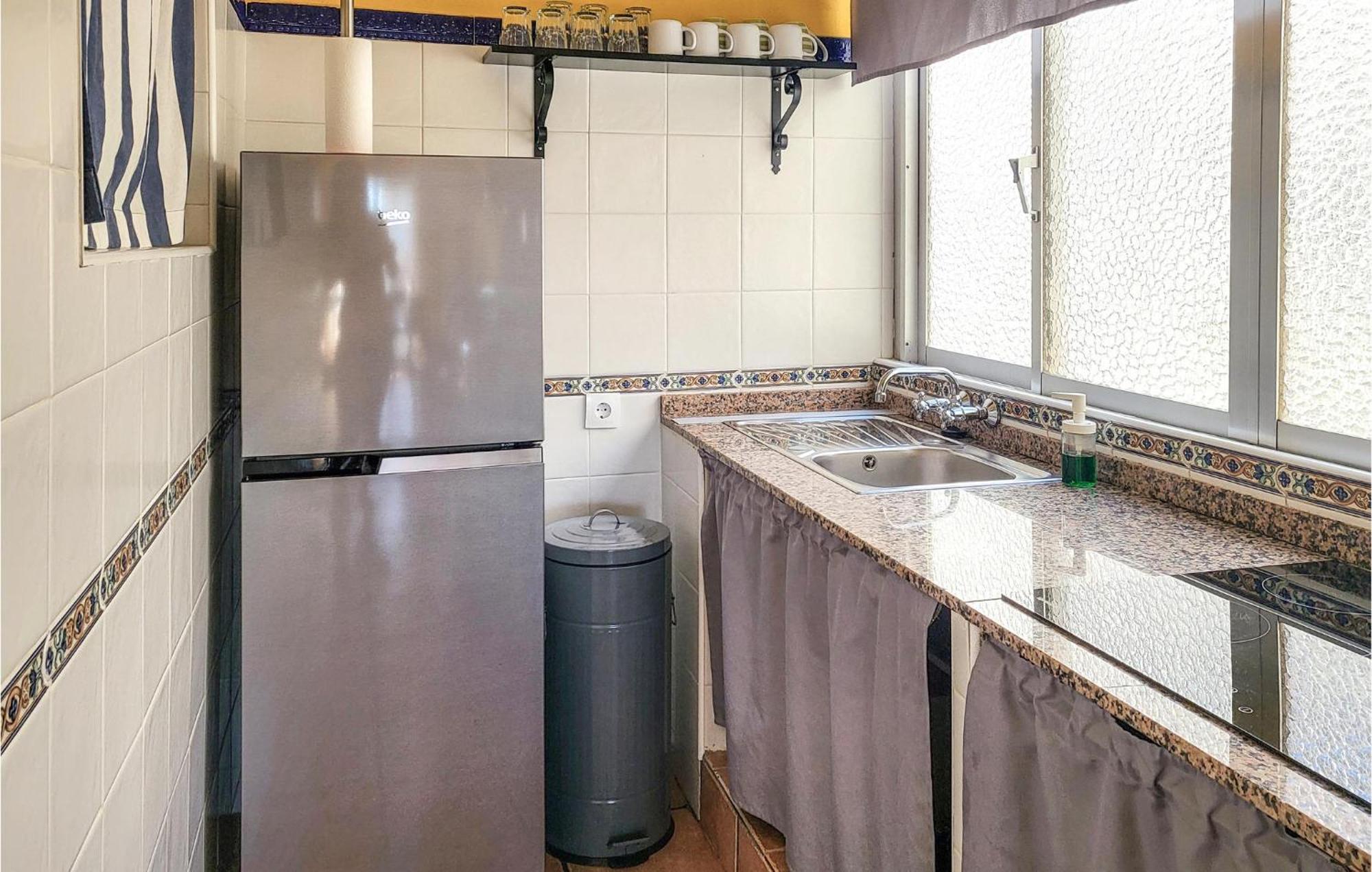 2 Bedroom Cozy Apartment In El Campello Ngoại thất bức ảnh