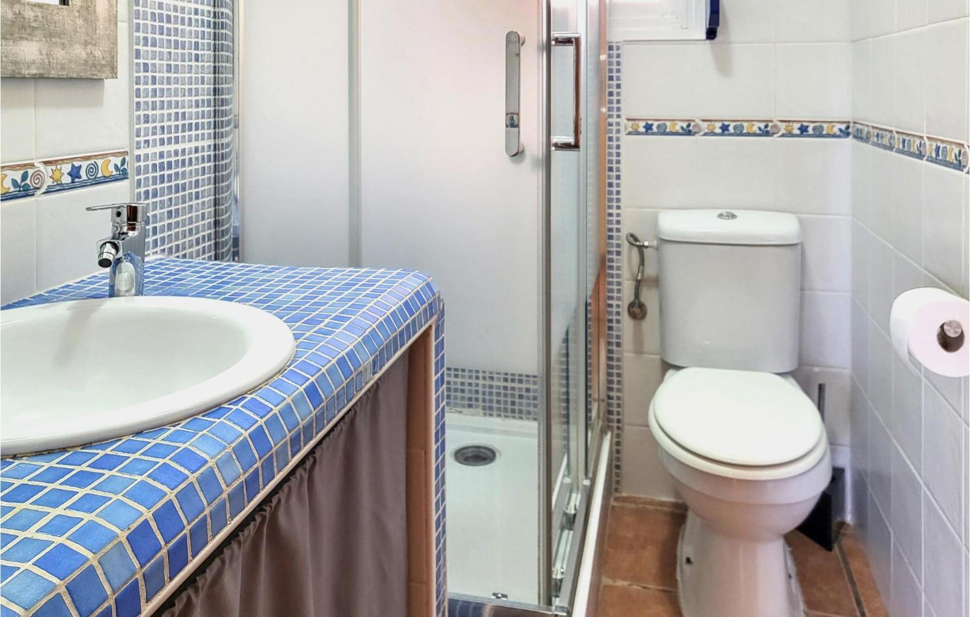 2 Bedroom Cozy Apartment In El Campello Ngoại thất bức ảnh